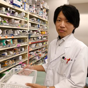 高岸照久